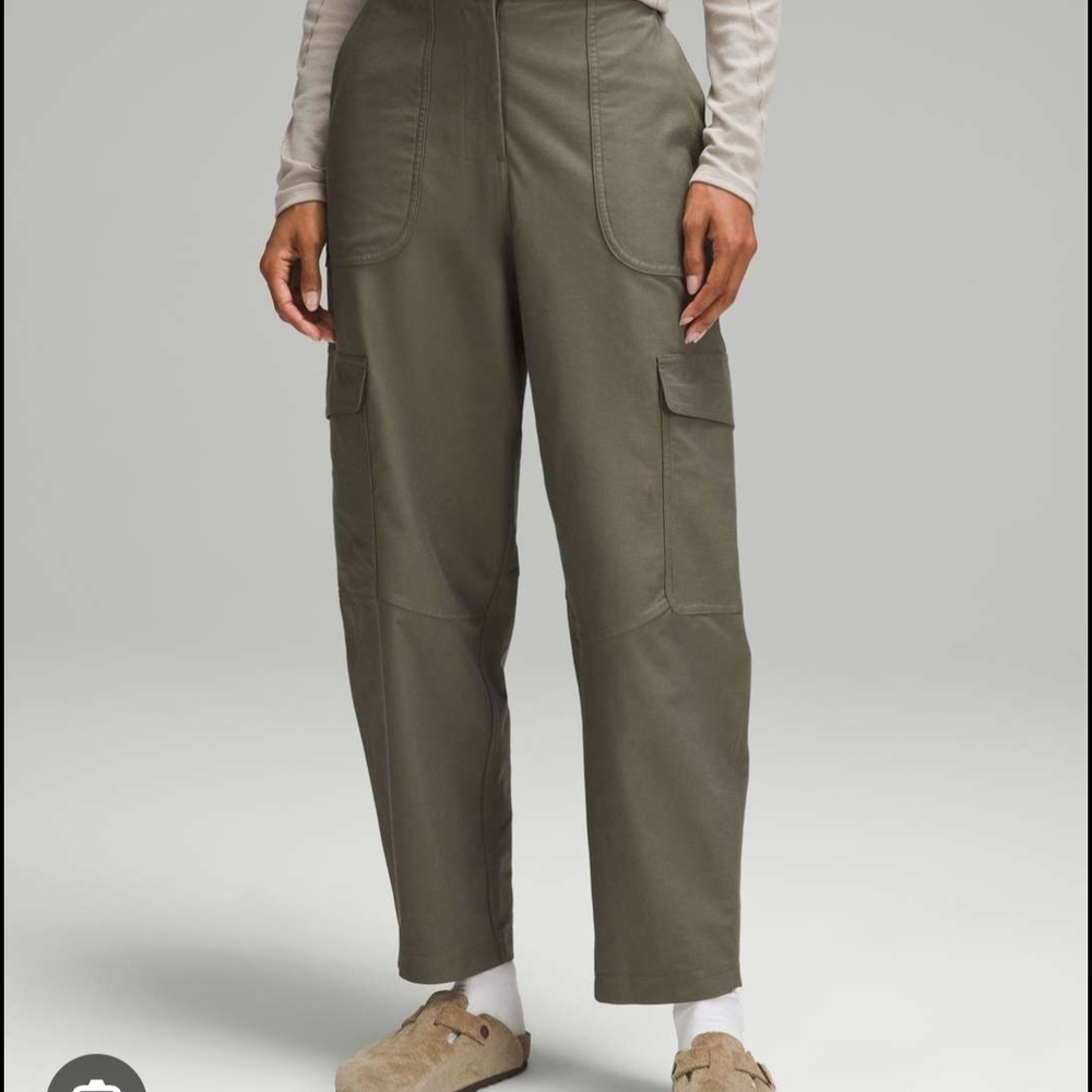 ISO Lululemon Athletica Green Cargo Pants
